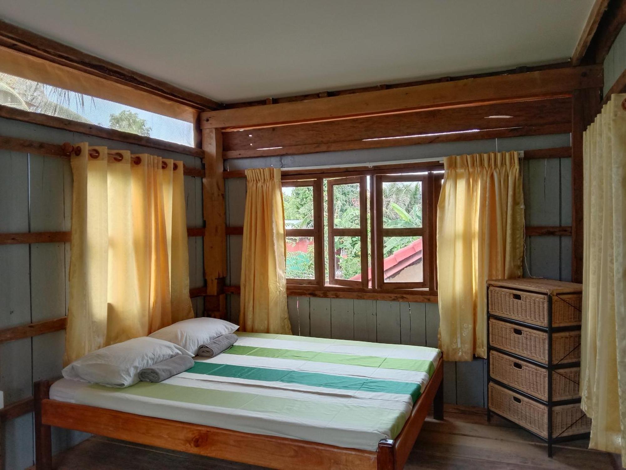 באטאמבנג O'Hamok Family Homestay מראה חיצוני תמונה