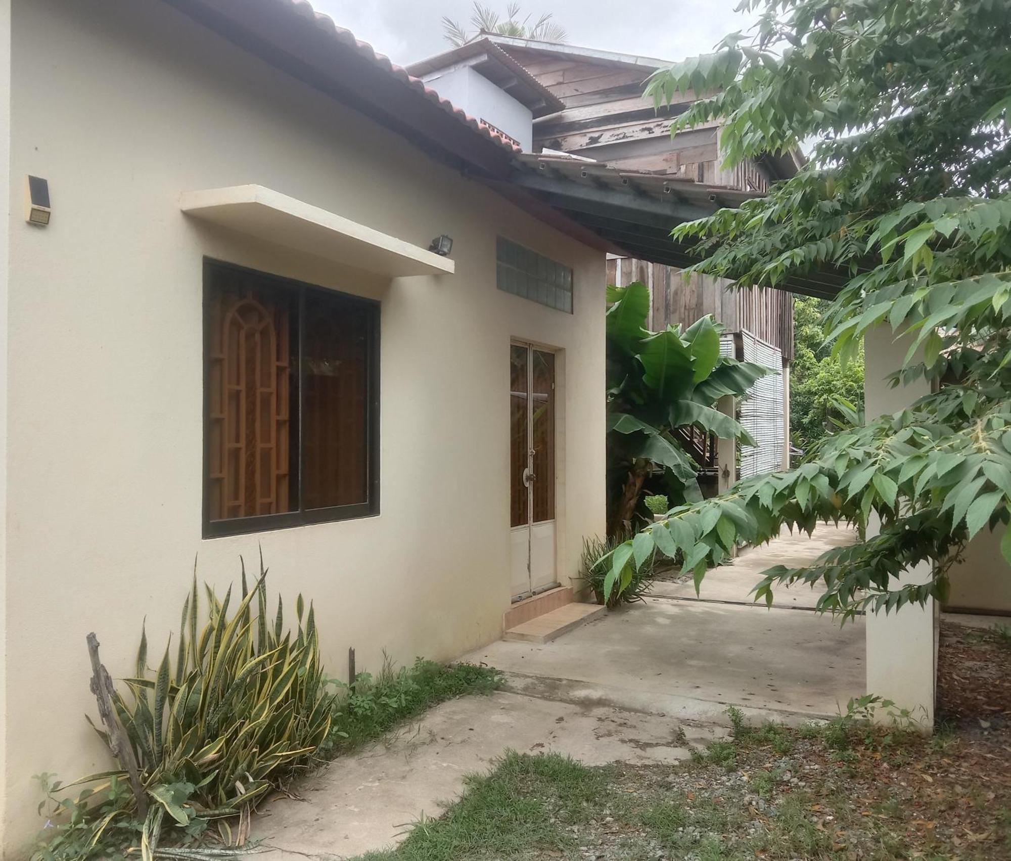 באטאמבנג O'Hamok Family Homestay מראה חיצוני תמונה